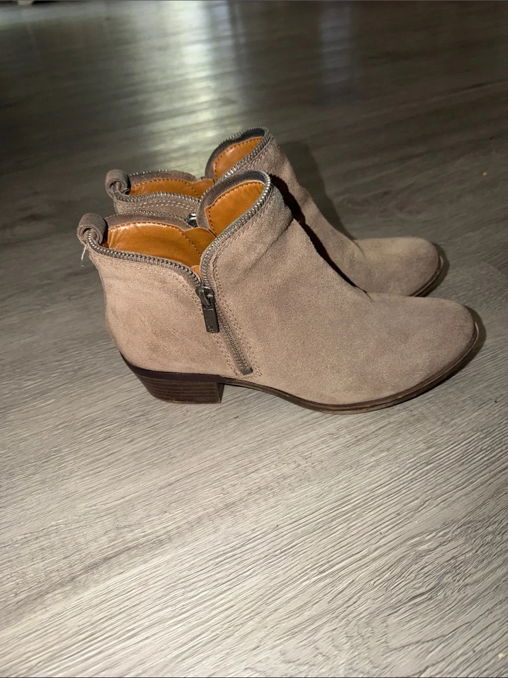 Lucky Brand Suede Ankle Boots in Taupe brown  Sz 8